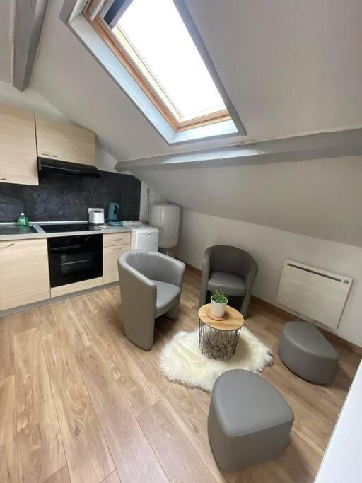 Charleville-Mézières Edouard 2. Logement Complet. מראה חיצוני תמונה